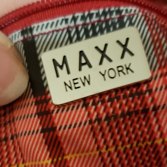 Large Maxx New York Tote - Picture 5 of 7